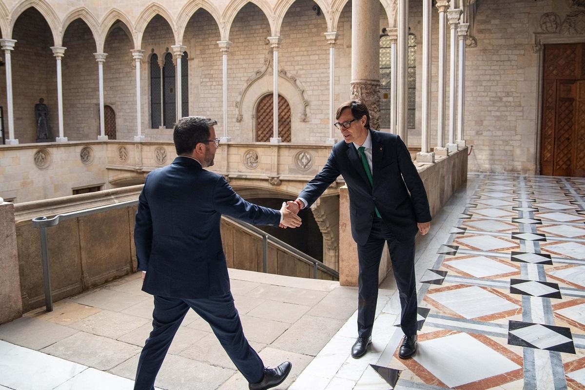 Reunión del president de la Generalitat, Salvador Illa, con el expresident Pere Aragonès