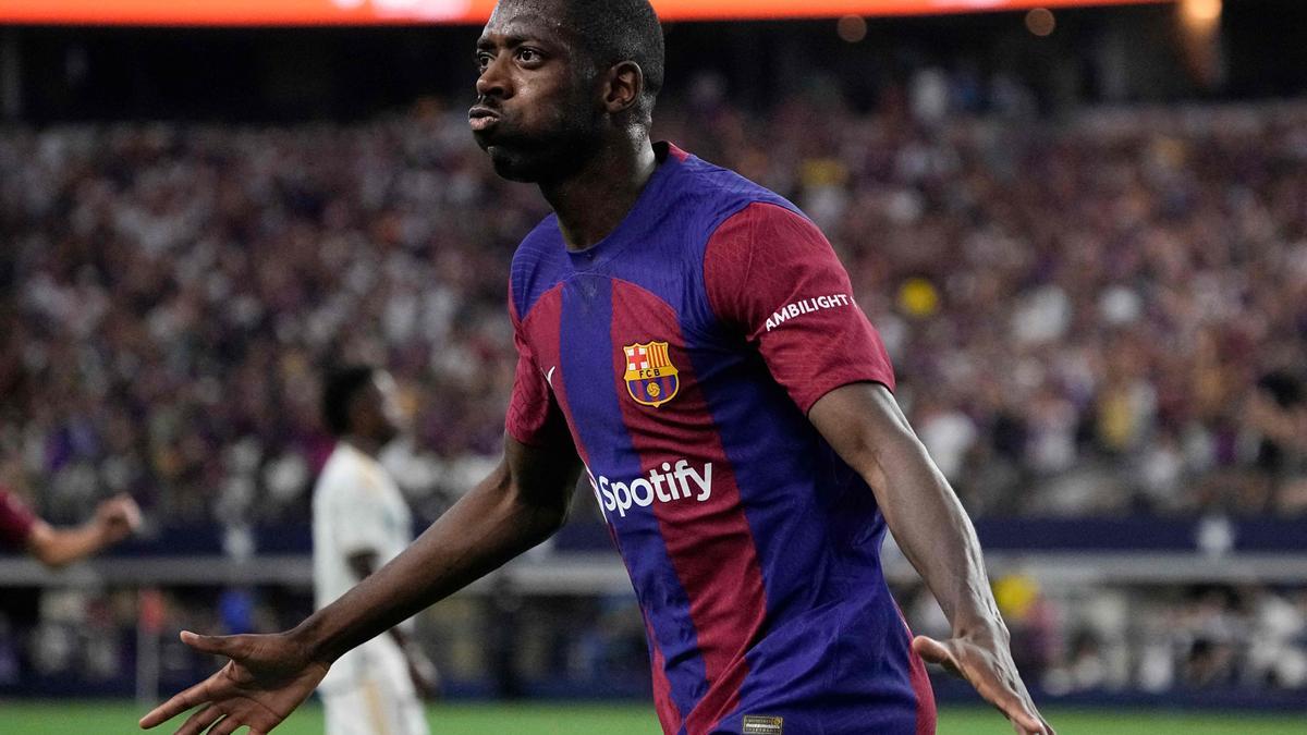 Dembélé celebra su último gol con el Barcelona frente al Real Madrid en Dallas.