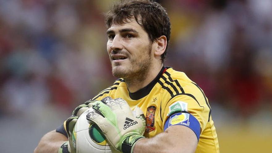 Iker Casillas, en la lista de deseos para el fútbol italiano