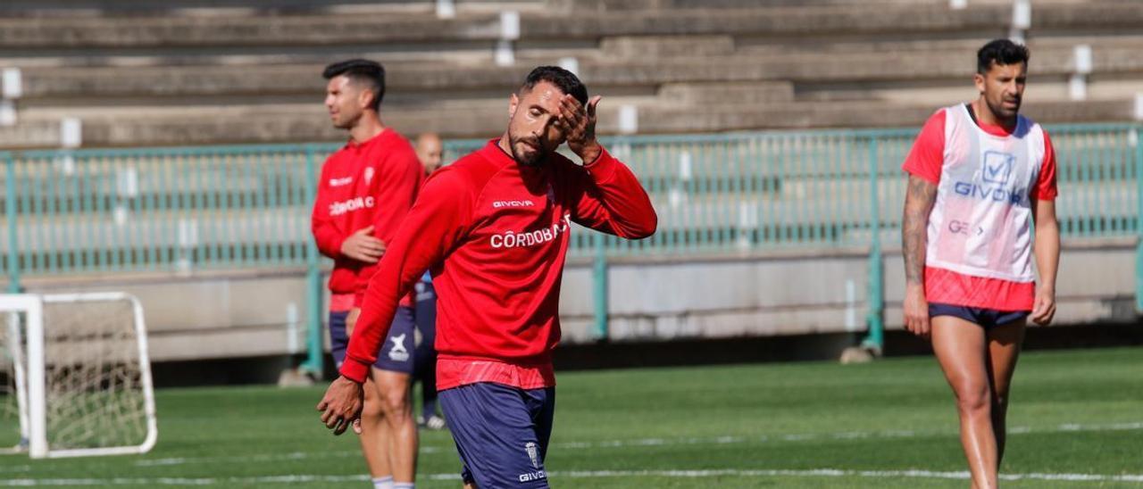 Canario, en un entrenamiento del Córdoba CF.