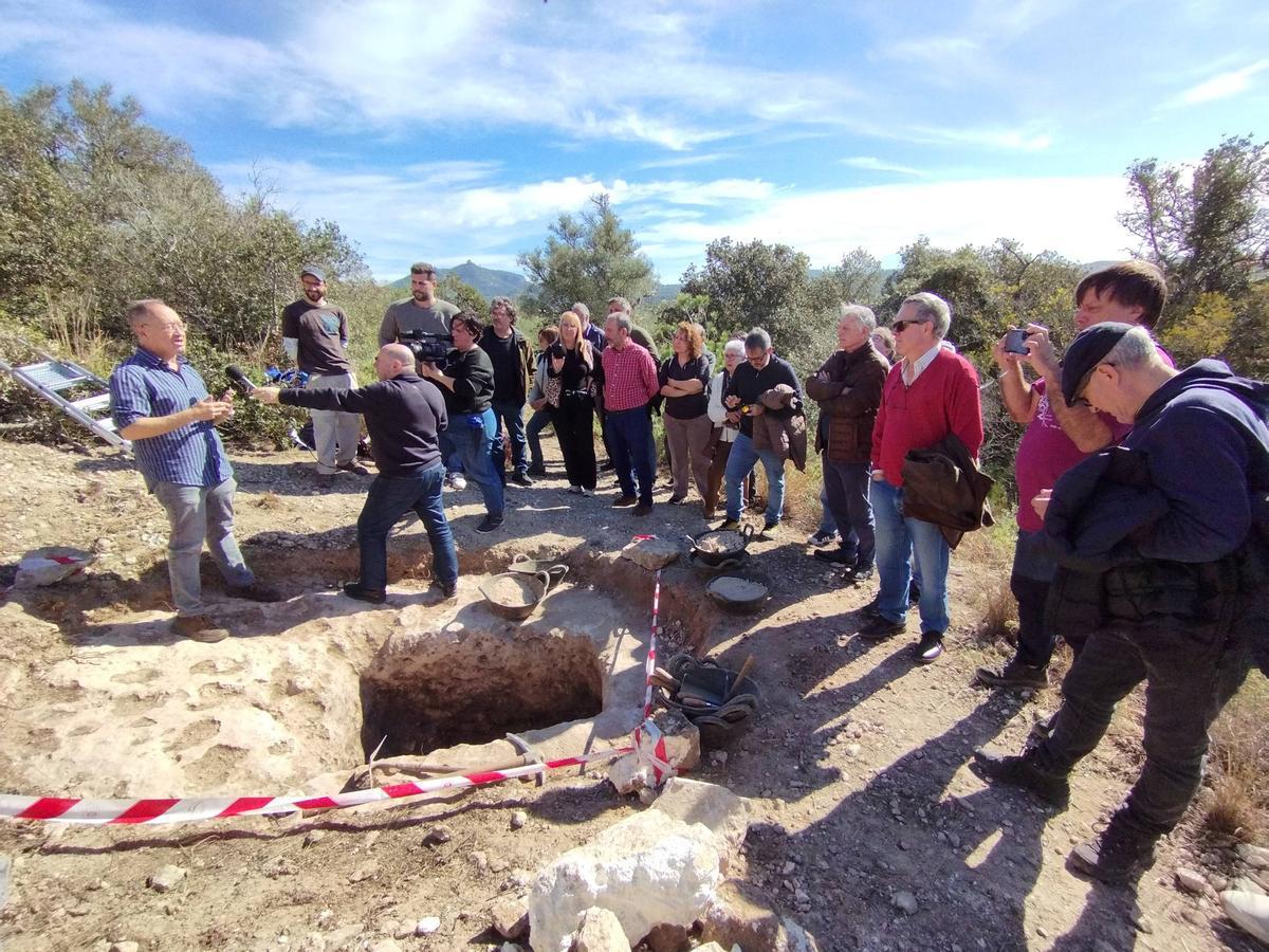 La reapertura de la cueva ha tenido lugar este martes en un acto muy concurrido