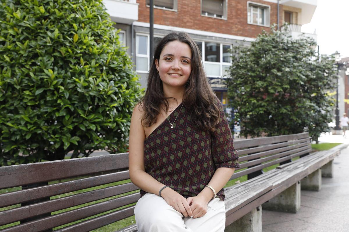 Oviedo. Lucía Álvarez Muñiz, que fue una de las mejores en la PAU de Asturias de hace 8 años
