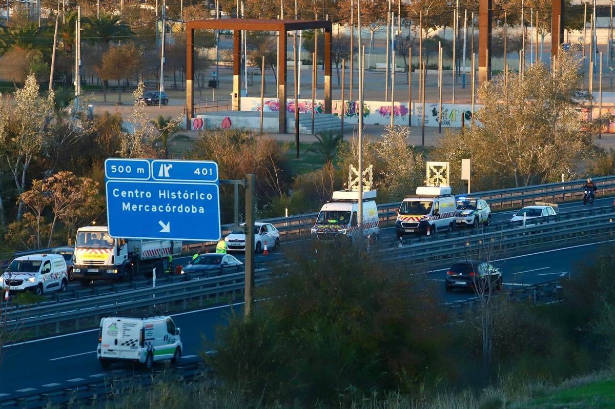 Obra en la A-4, a su paso por Córdoba.