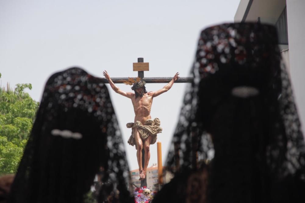 Las imágenes de la procesión de la cofradía de Crucifixión