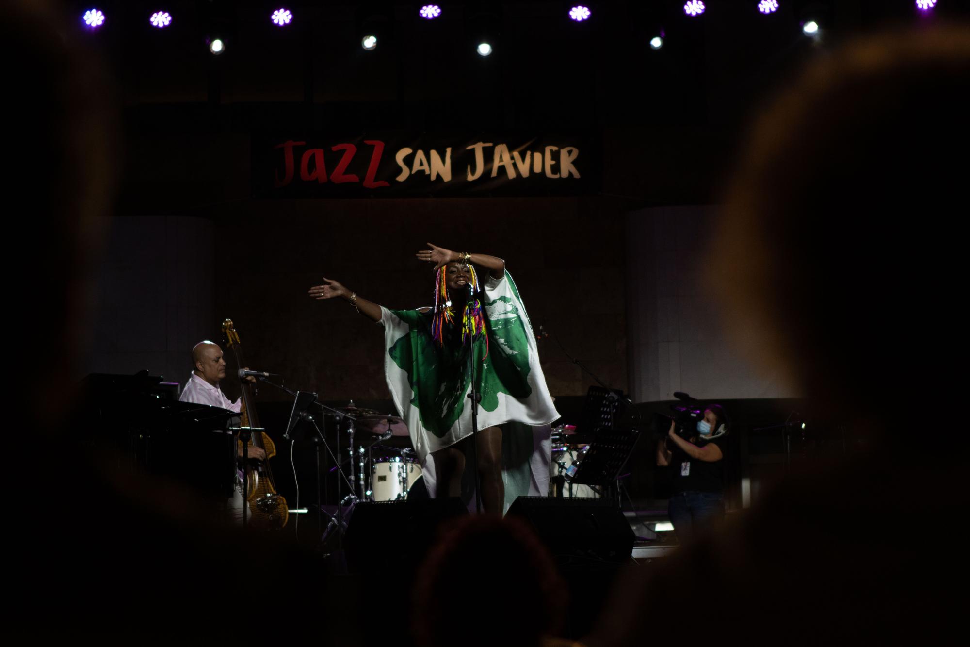 Lucrecia deslumbra en el Festival de Jazz de San Javier