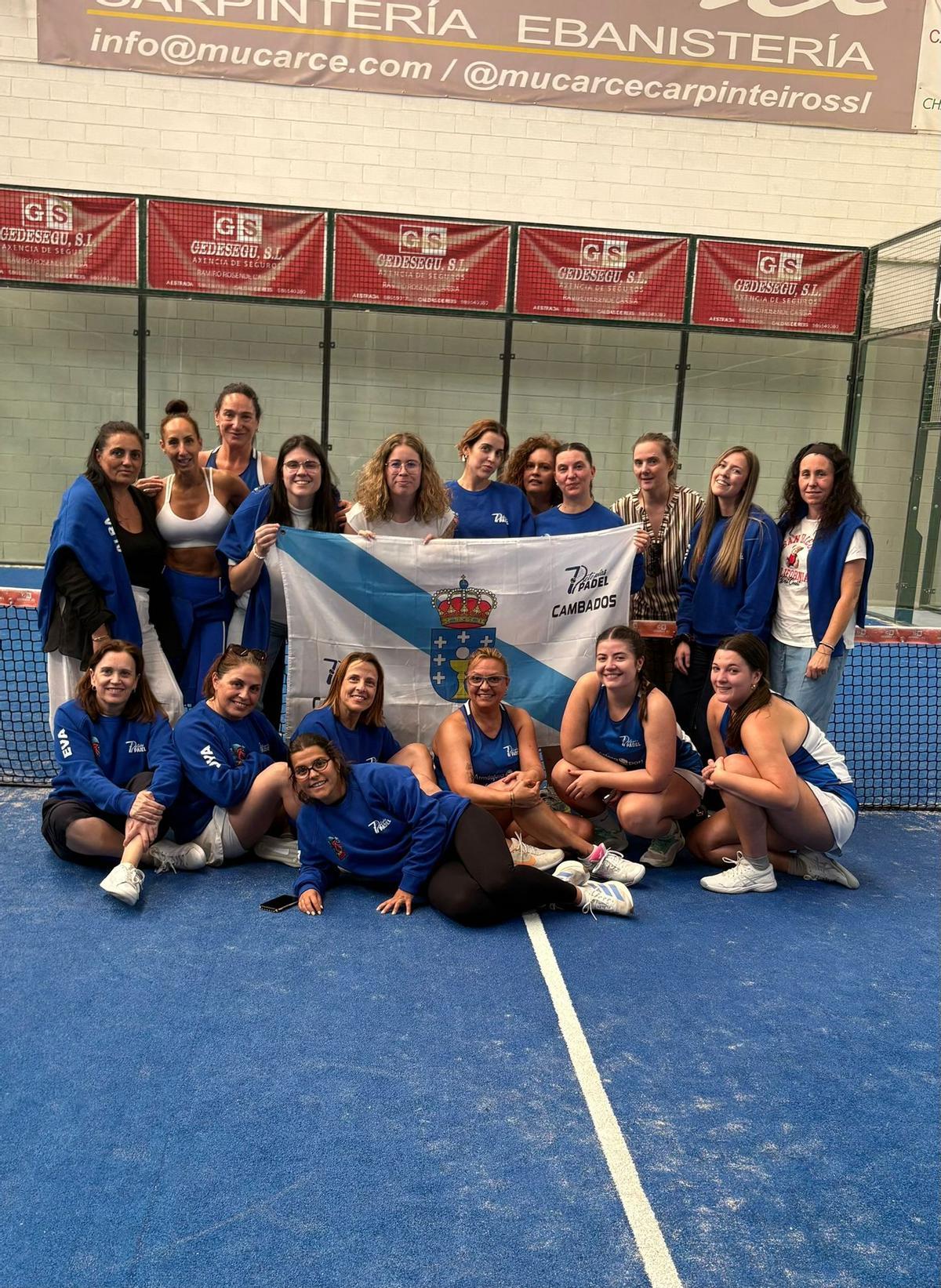 Las jugadoras del club cambadés.