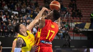 Yankuba Sima lidera el triomf d’Espanya en el camí cap al Mundial 2023