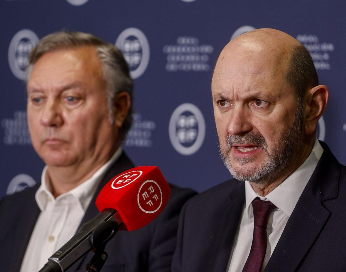 La RFEF fulmina la cúpula arbitral La RFEF fulmina la cúpula arbitral