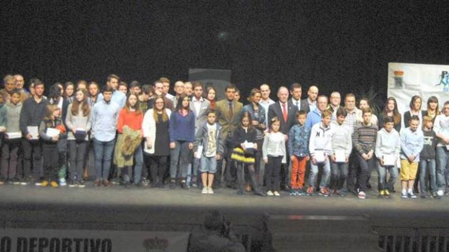 Los mejores del deporte de Siero, de gala en el auditorio poleso