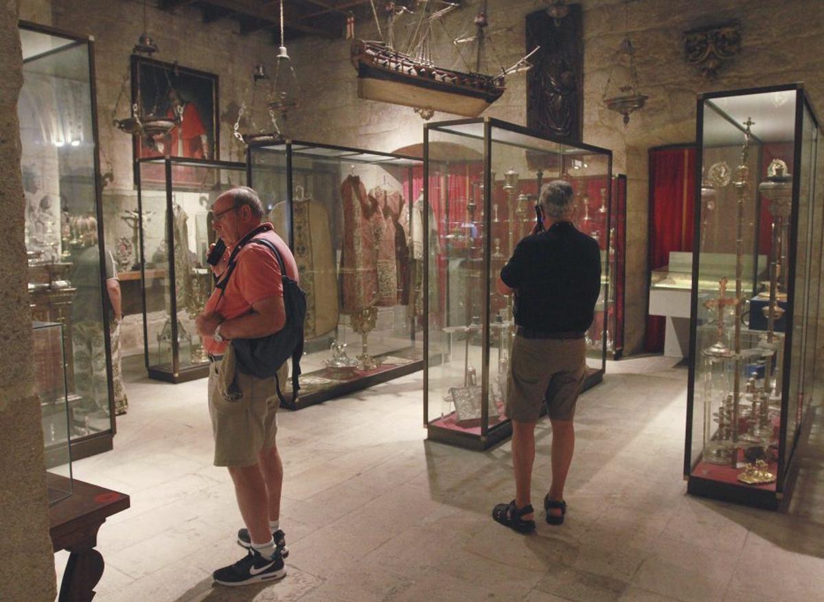 Las audioguías son fundamentales en el museo catedralicio. | I.OSORIO