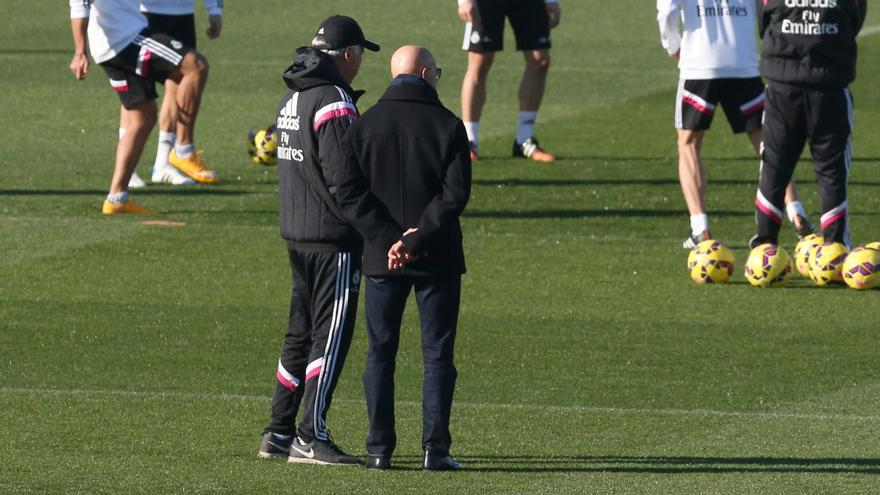 Carlo Ancelotti y Arrigo Sacchi, durante un entrenamiento del Real Madrid