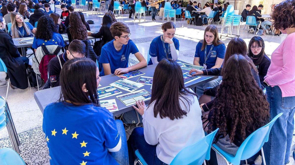 Encuentro de Escuelas Embajadoras del Parlamento Europeo en Casa Mediterráneo