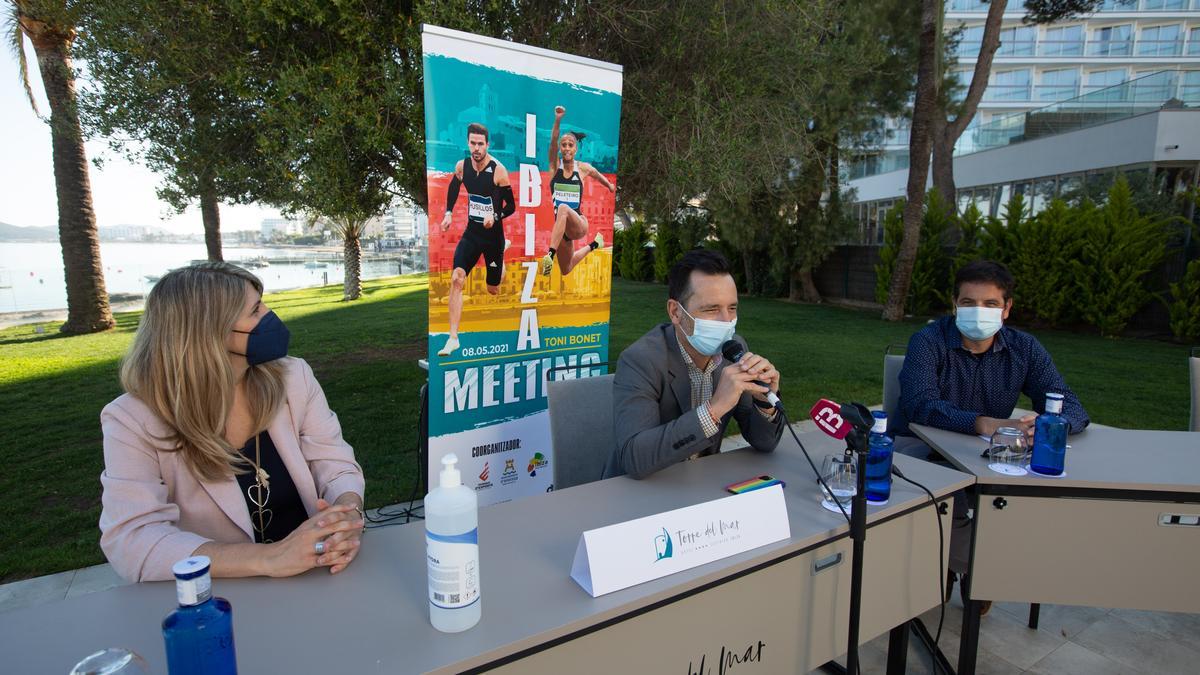 Dessiré Ruiz, Rafa Ruiz y Javi Bonet, representantes institucionales