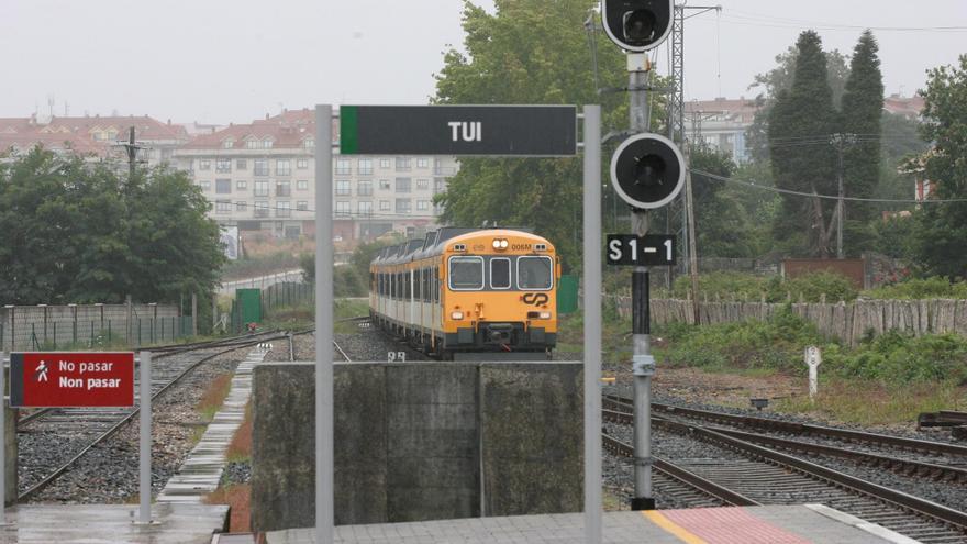 Adif prevé iniciar tras el verano la reforma de la línea entre Vigo y la frontera portuguesa