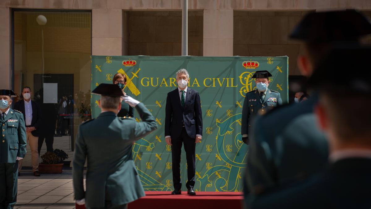 La directora general de la Guardia Civil, María Gámez; el ministro del Interior, Fernando Grande-Marlaska y el teniente general director adjunto operativo de la Guardia Civil, Pedro Salas, en un acto de la Benemérita, en una imagen de archivo.