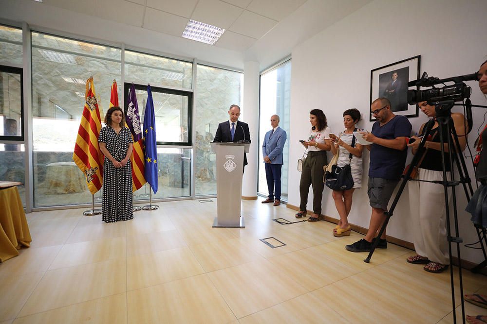 Ramón Roca toma posesión como director insular del Estado