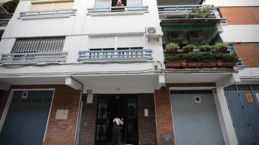 Arde parte de la cocina de una vivienda en la avenida del Corregidor