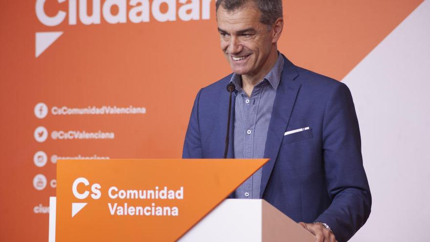 Toni Cantó, candidato de Ciudadanos a la Generalitat Valenciana, hoy, en València.