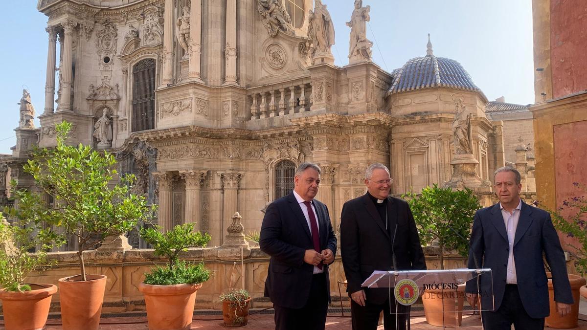 Imagen del acto de presentación de la restauración