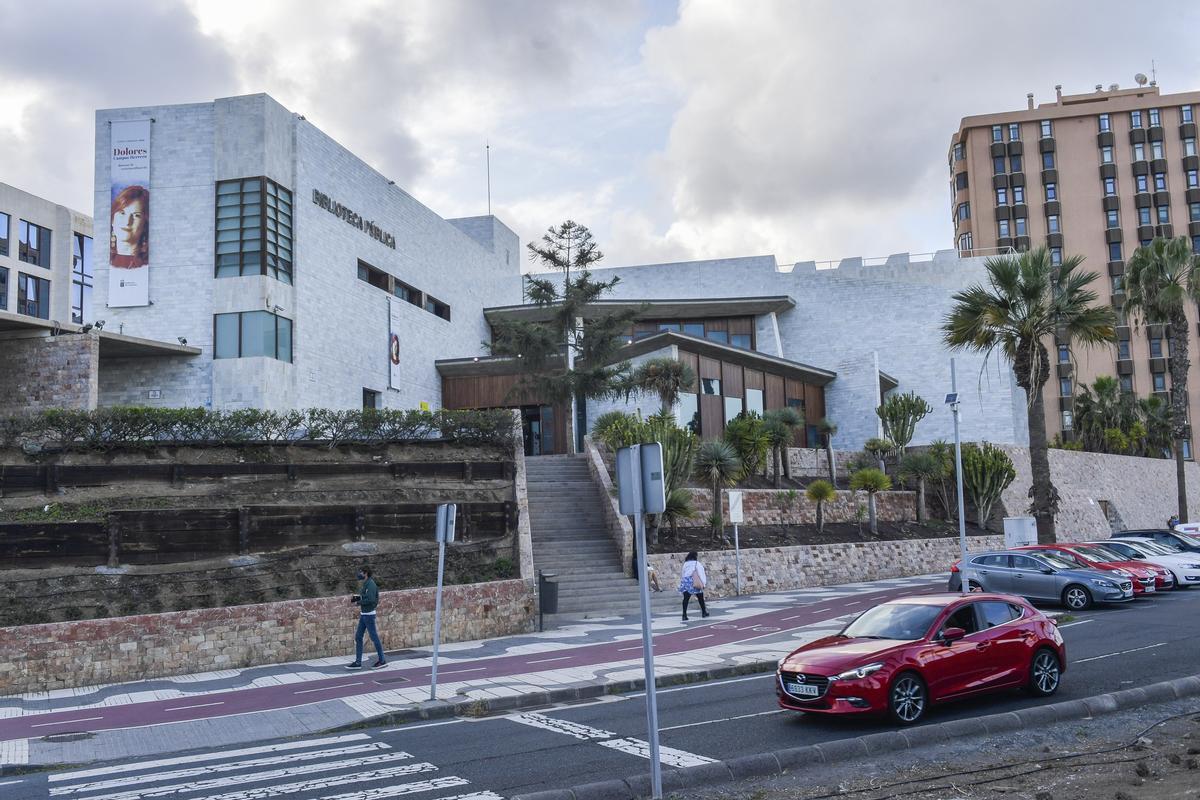 Biblioteca Pública del Estado.