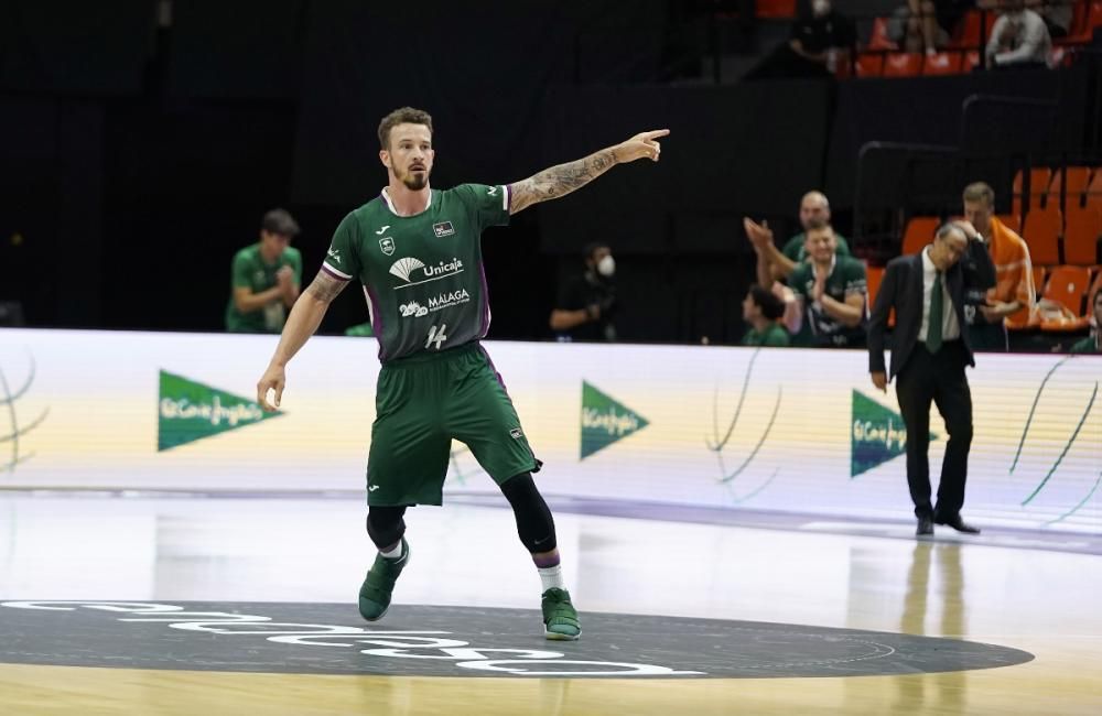 Partido entre el Iberostar y el Unicaja en la fase final de la Liga ACB.