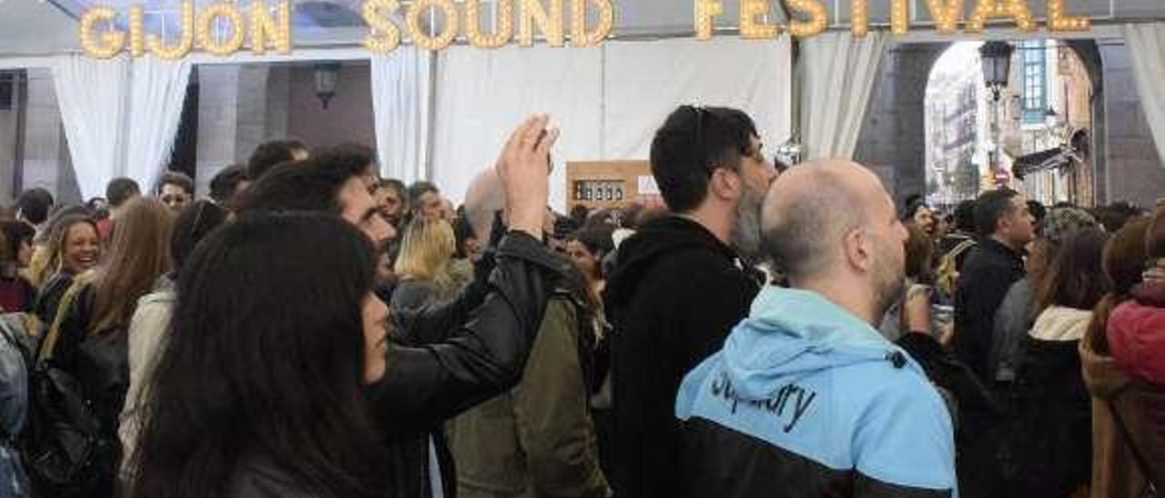 Asistentes a un concierto del Gijón Sound Festival.