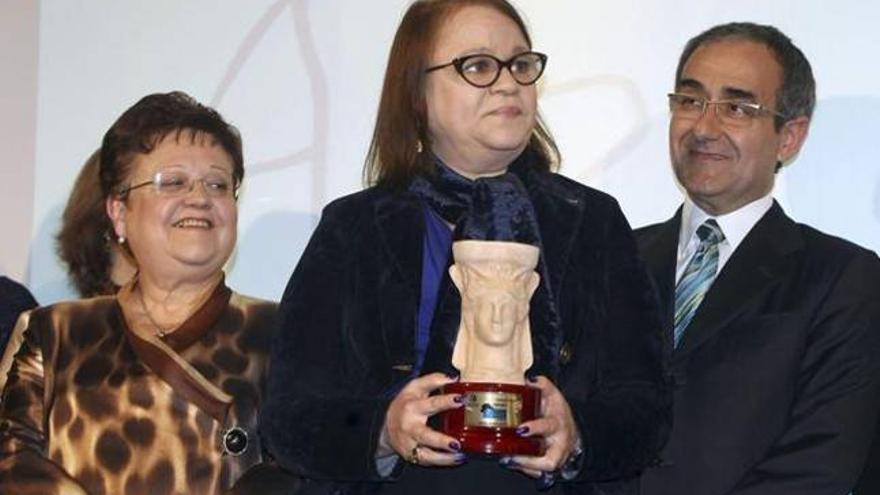 Zoé Valdés gana el Premio Azorín de Novela por &#039;La mujer que llora&#039;