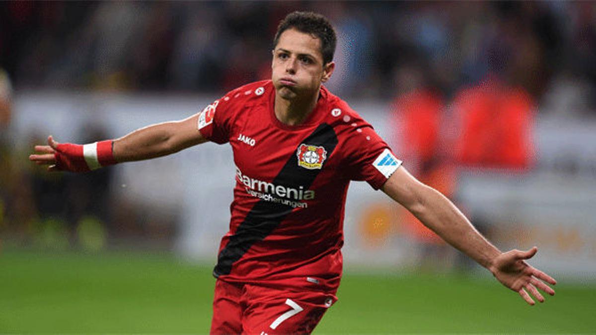 Chicharito, un goleador con pretendientes