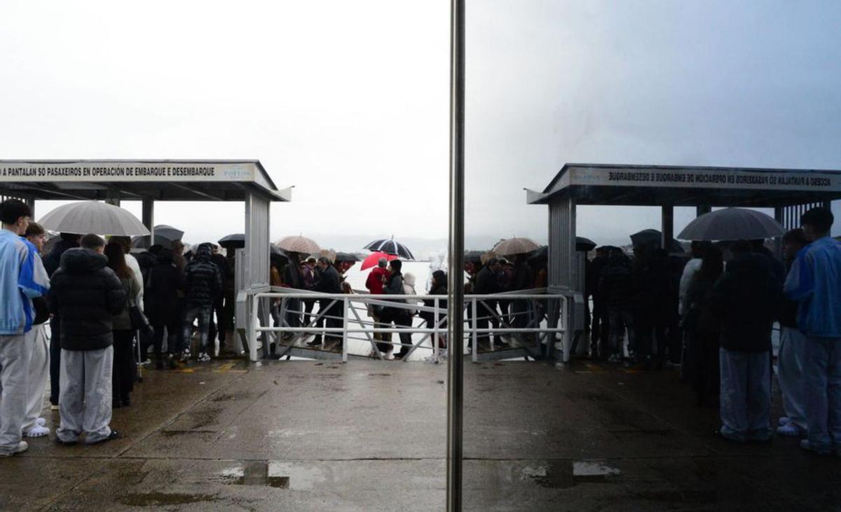 Paciencia para embarcar hacia Vigo. |  Gonzalo Núñez