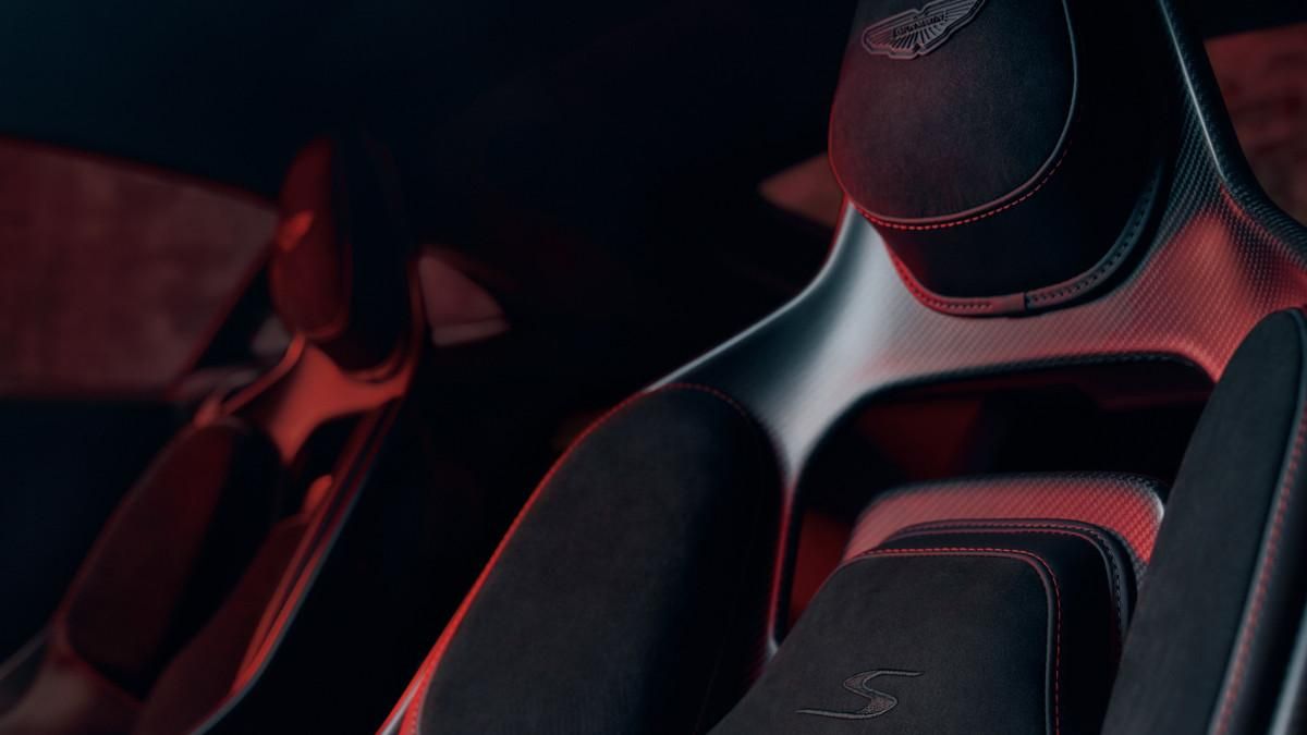 Asientos del Aston Martin Vantage S