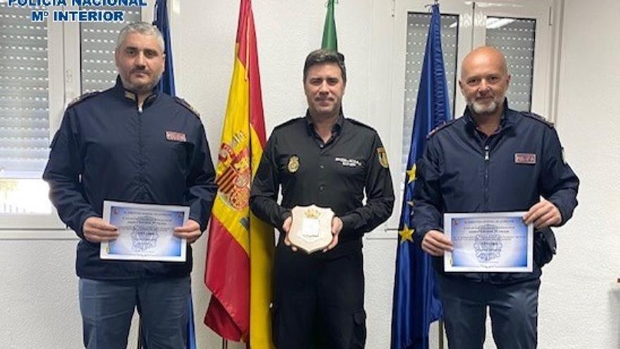 Los agentes de la Policía italiana se despiden de Córdoba