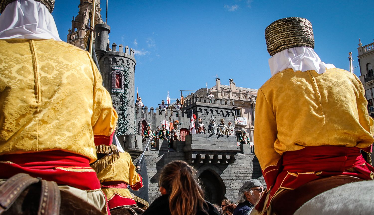 Embajada Mora en Alcoy: El filo de las palabras