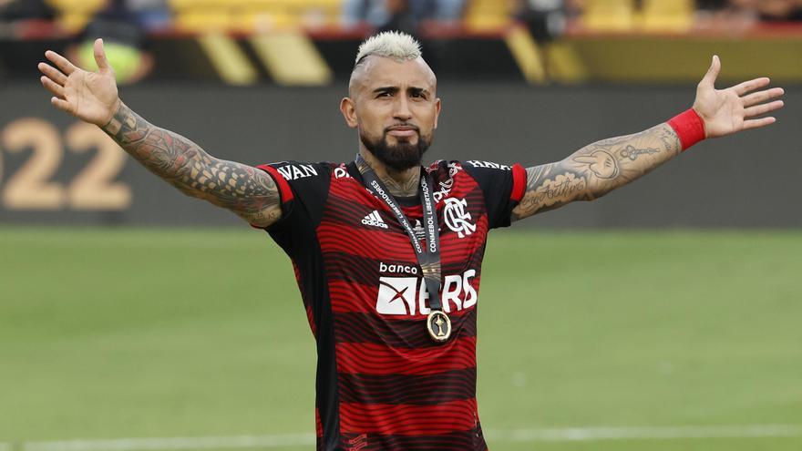 El exbarcelonista Arturo Vidal y varios compañeros del Colo Colo, acusados de una agresión sexual