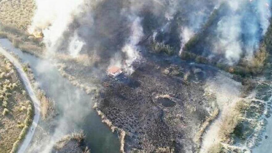 VIsta aérea del incendio en Cullera.