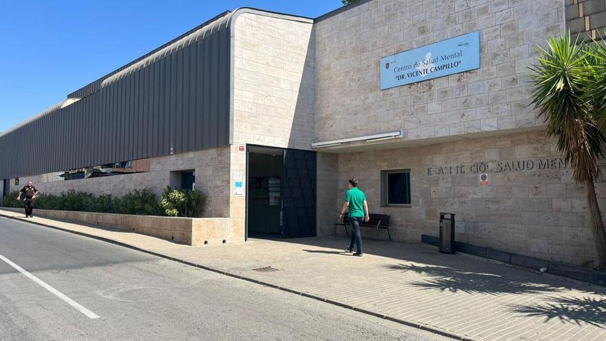 Entrada del centro de salud mental de Molina.