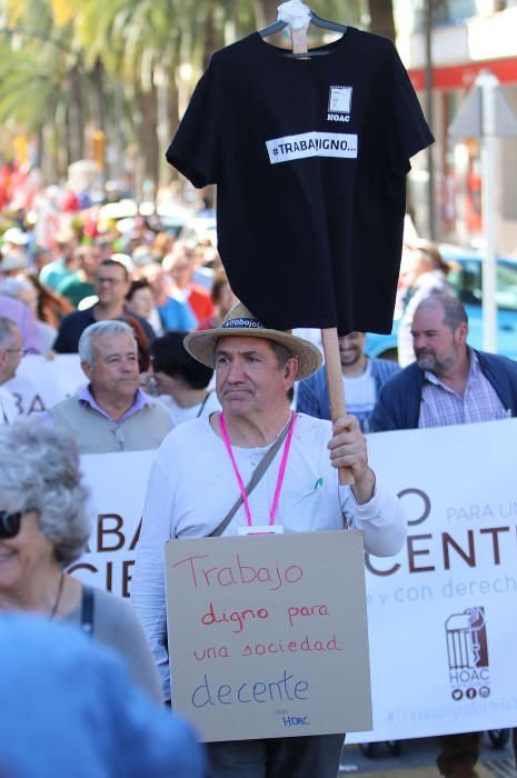 Miles de personas secundan en Málaga la marcha central del Primero de Mayo en Andalucía