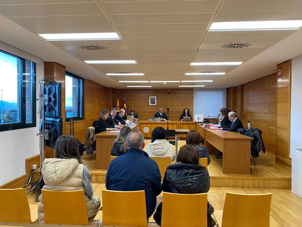 La sesión de este miércoles en el juicio a la supuesta secta sexual de Vistabella.