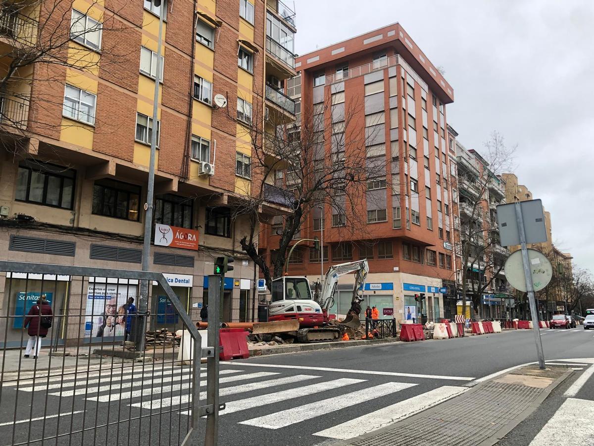 Obras en el acceso a la calle Argentina.