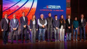 Jugadores y autoridades en el acto de presentación del torneo