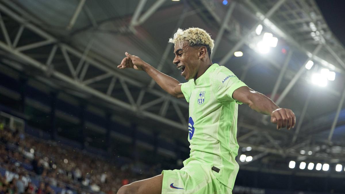 Espectacular remontada del Barça ante el Levante