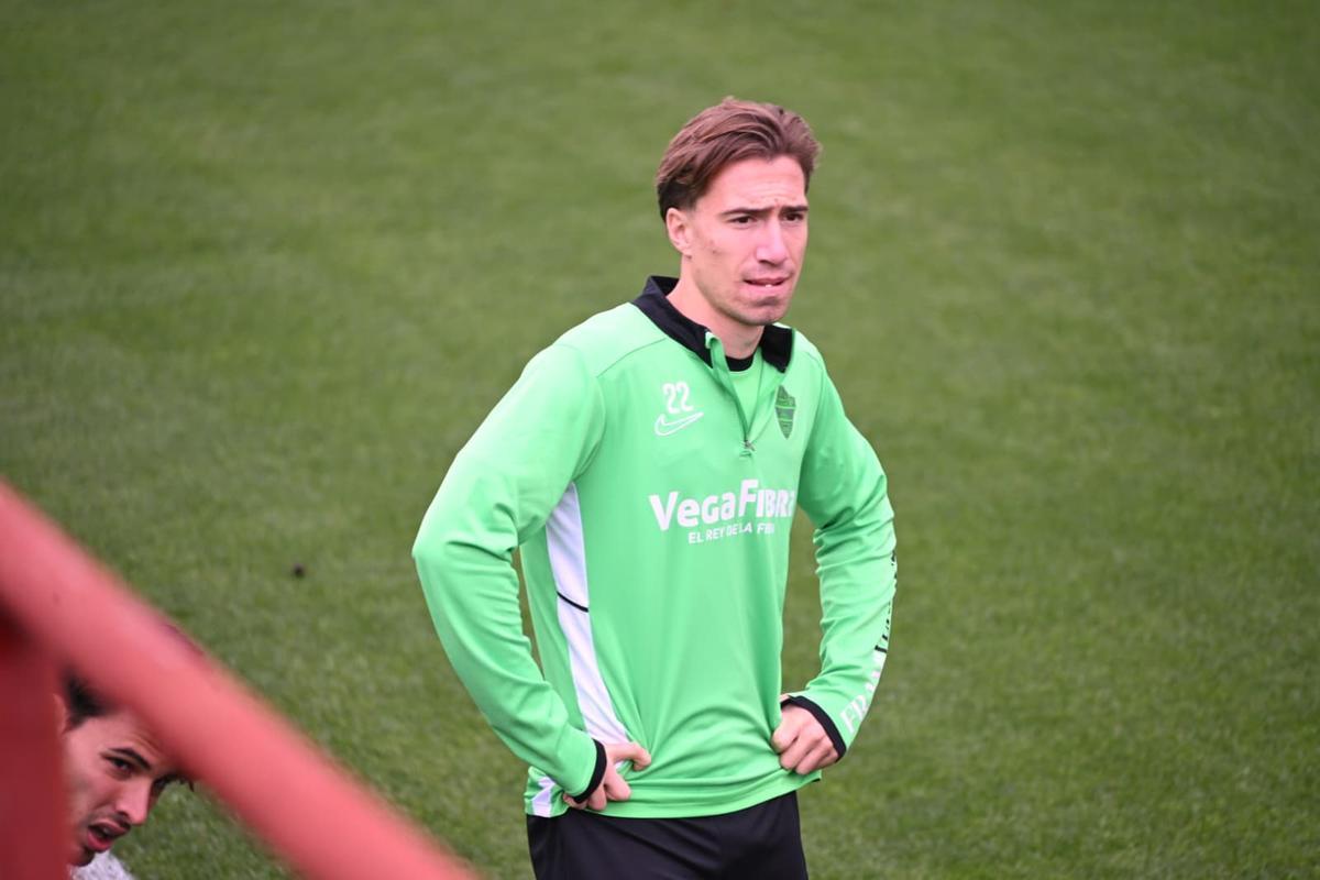 Entrenamiento del Elche previo al partido contra el Real Madrid