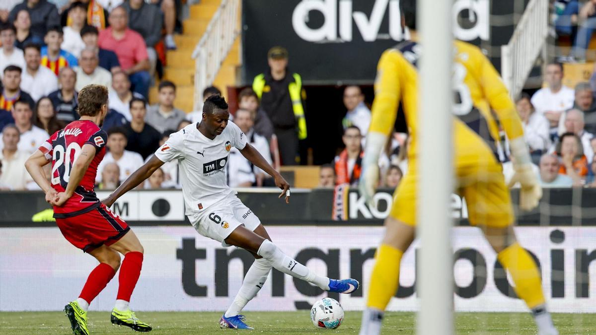 Valencia y Rayo suman un empate insuficiente para certificar la permanencia