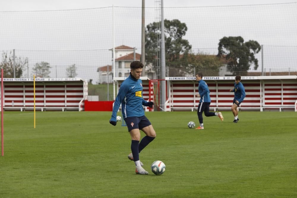 Entrenamiento del Sporting en Mareo.