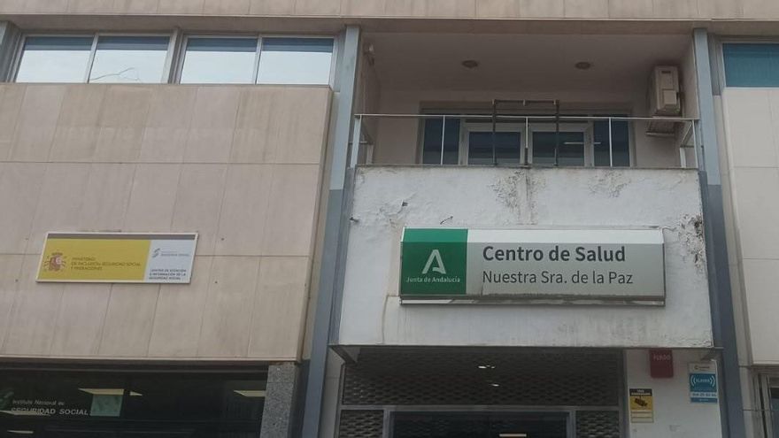 Nueva agresión en el centro de salud de San Juan de Aznalfarache: &quot;Reza para que no le pasa nada a mi padre&quot;