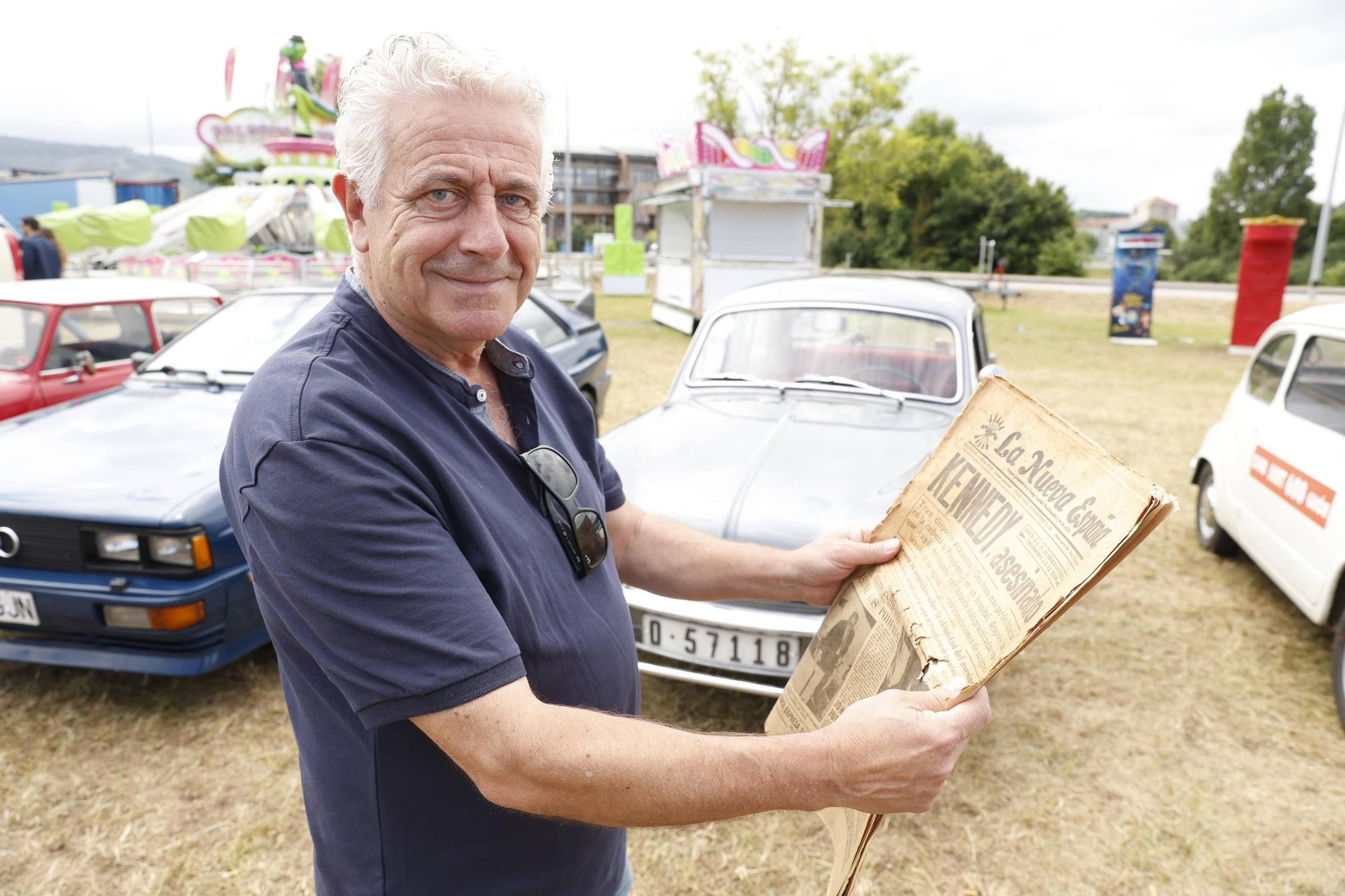 La exposición de coches clásicos en Cabueñes, en imágenes