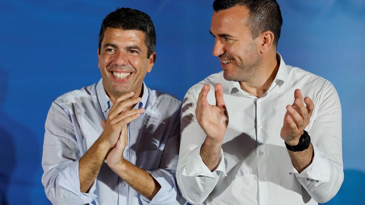 Carlos Mazón y Vicent Mompó, en un acto de partido reciente.