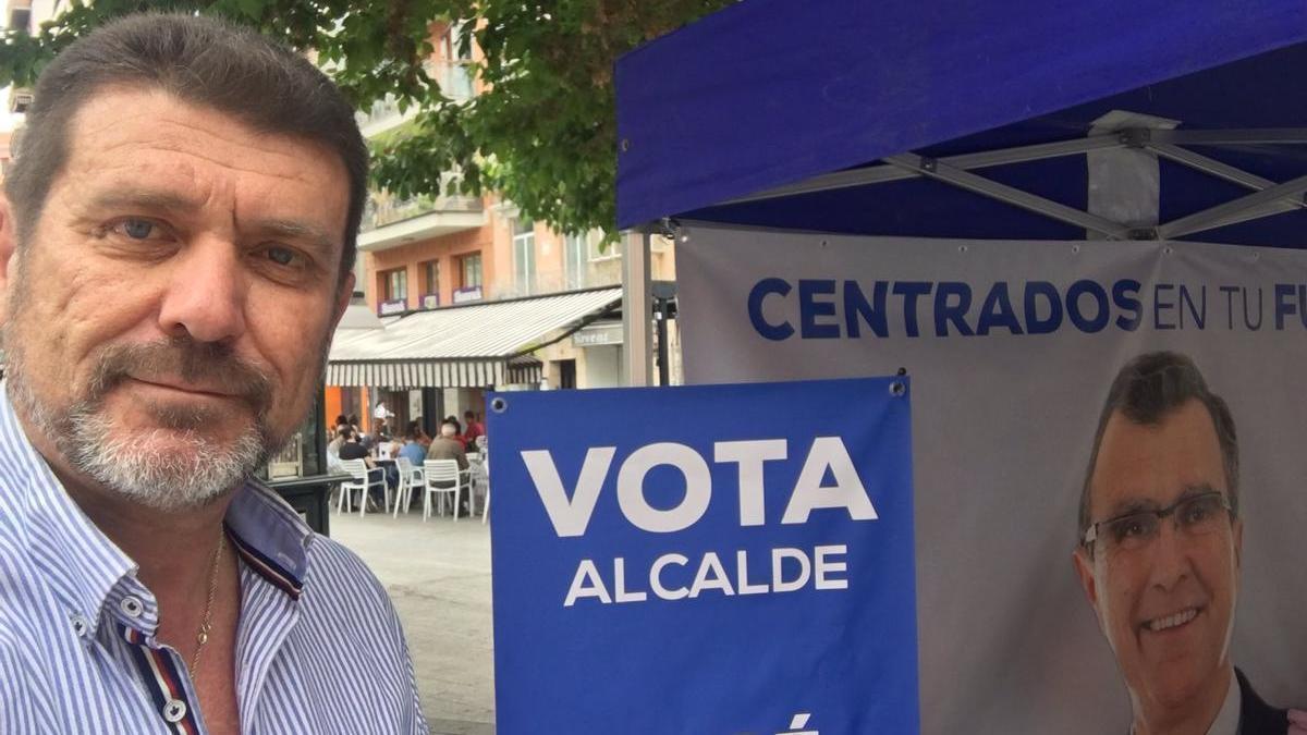 Fulgencio Perona, apoyando la campaña de Ballesta en las elecciones de 2019.