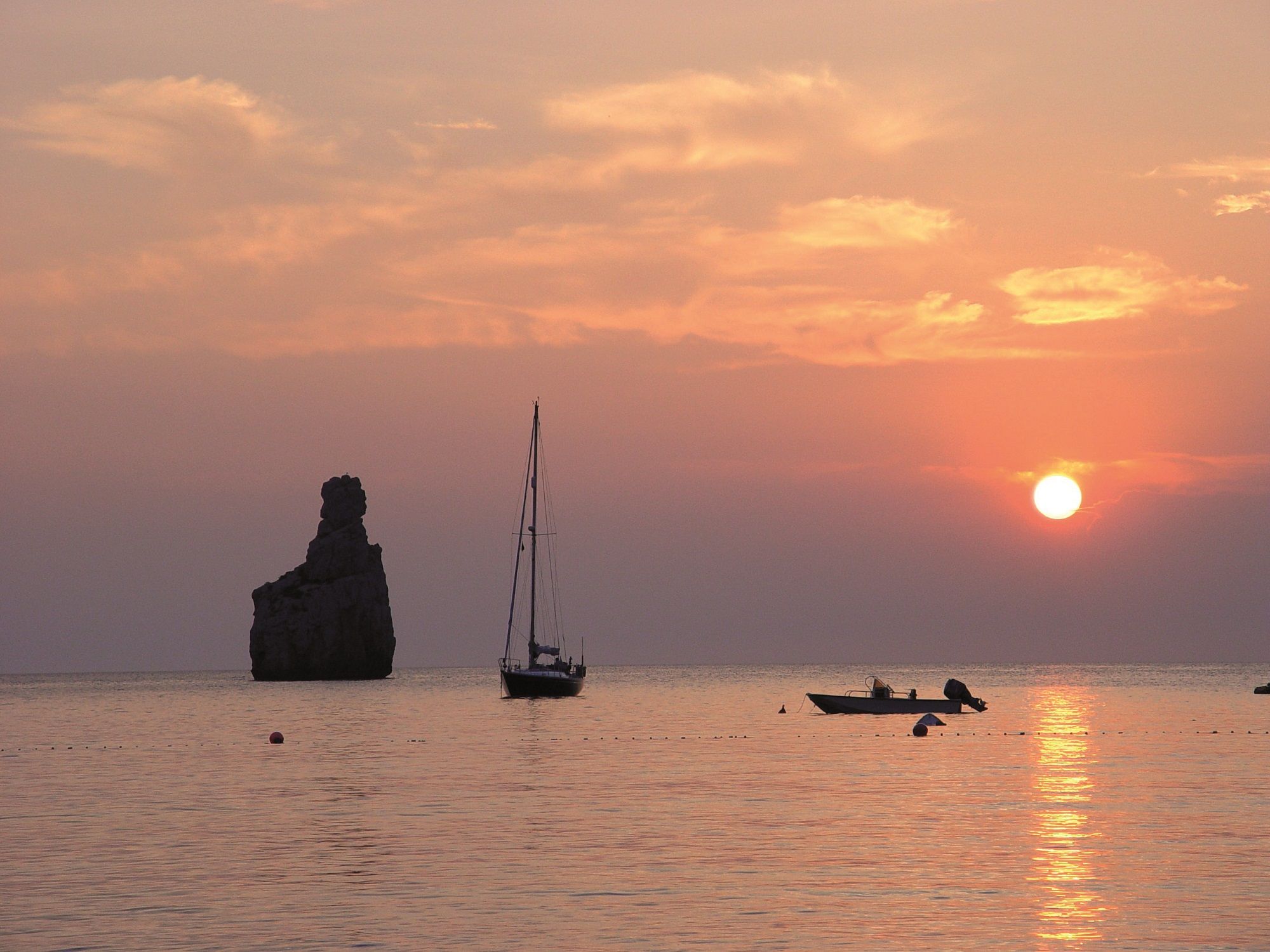 Puesta de sol en Benirràs (Sant Joan).