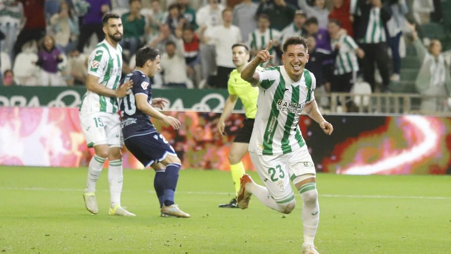 El Córdoba CF se lo piensa con los extremos