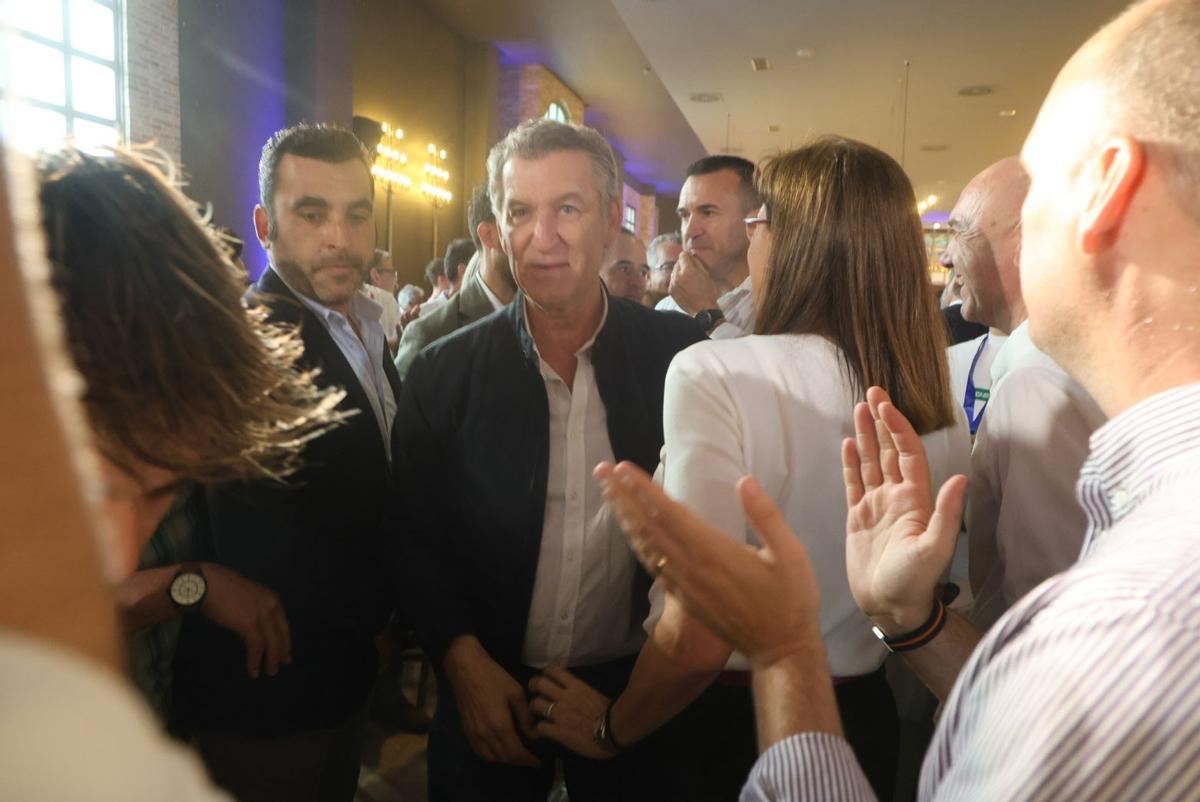 Feijóo, Llorca y Mompó en el almuerzo del PP en Sueca Feijóo, Llorca y Mompó en el almuerzo del PP en Sueca